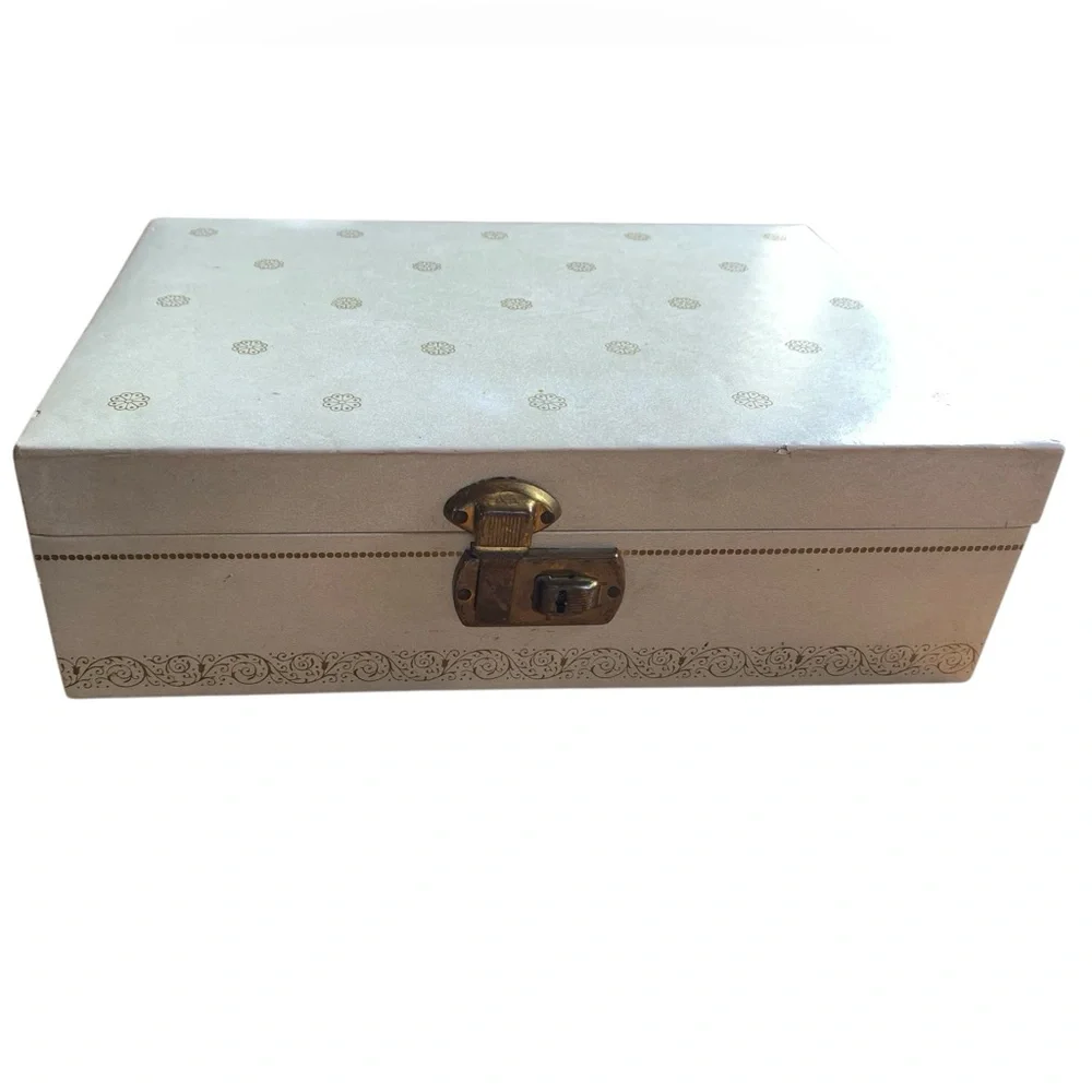 Vintage Two Tier Red Velvet Cream White Gold Flower Mirrored Jewelry Box
